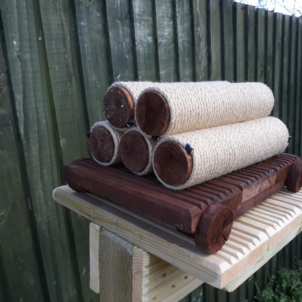 Outdoor Cat Trees UK LOWEST PRICES GUARANTEED FREE DELIVERY