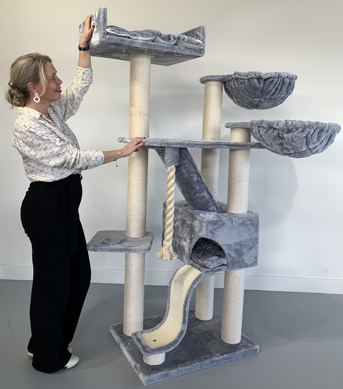 Kilimanjaro Cat Tree Deluxe Light Grey (Plus) LOWEST PRICES