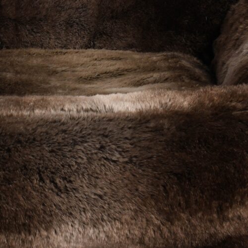 Harvey – Faux Fur Cat Bed