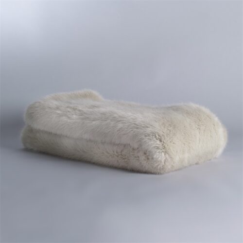 Blitz – Faux Fur Cat Blanket